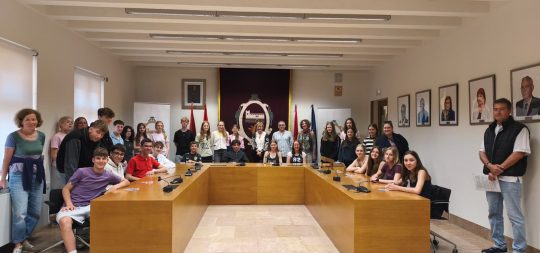 Imagen de la noticia: Encuentro intercultural en Marcilla: El IES Marqués de Villena recibe al alumnado alemán.